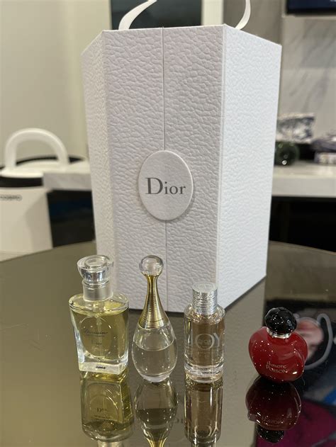 dior montaigne fragrance|Dior montaigne clutch.